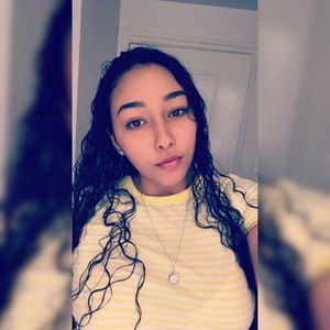 Meet your Posher, Trisanyann alanis